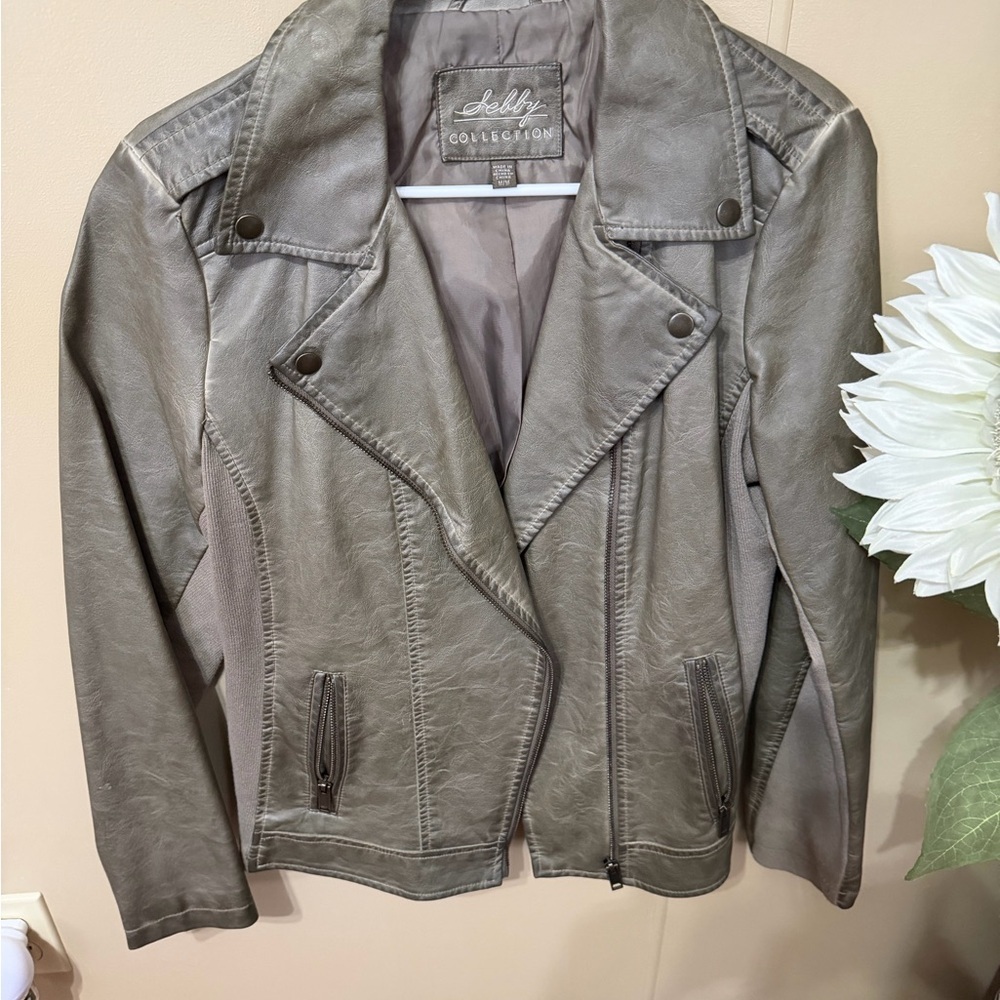 Women's Gray Jacket